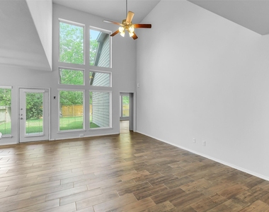 218 Kinnerly Peak Place - Photo Thumbnail 3
