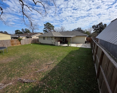 10315 Carthage Drive - Photo Thumbnail 19