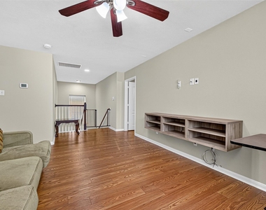 9106 Fuqua Breeze Drive - Photo Thumbnail 25