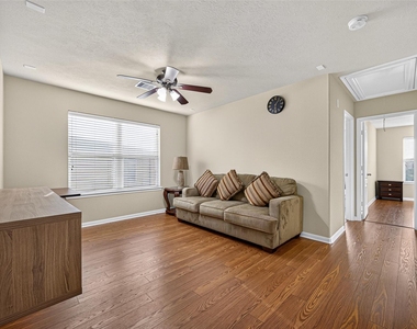 9106 Fuqua Breeze Drive - Photo Thumbnail 23
