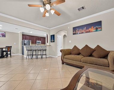 9106 Fuqua Breeze Drive - Photo Thumbnail 10