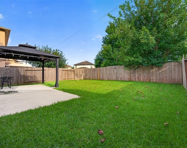 9106 Fuqua Breeze Drive - Photo Thumbnail 41