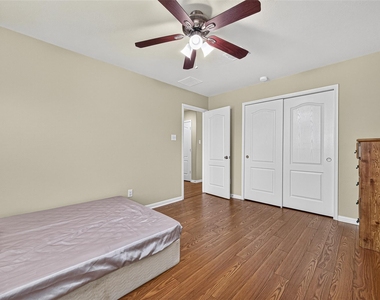 9106 Fuqua Breeze Drive - Photo Thumbnail 36