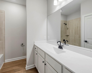 15683 Honey Cove Drive - Photo Thumbnail 18