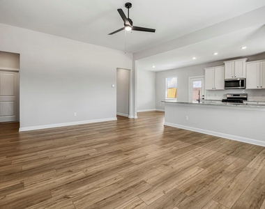 15683 Honey Cove Drive - Photo Thumbnail 4