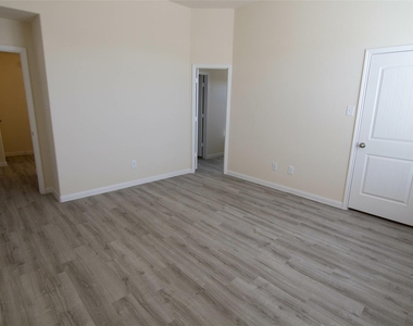 4155 Farmers Pass Road - Photo Thumbnail 7