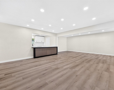 1202 Dogwood Drive - Photo Thumbnail 13