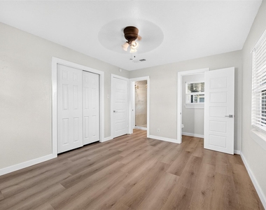 1202 Dogwood Drive - Photo Thumbnail 26