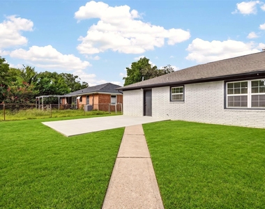 1202 Dogwood Drive - Photo Thumbnail 39