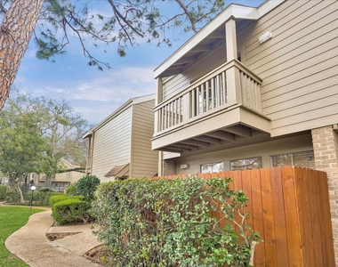 2100 Tanglewilde Street - Photo Thumbnail 12