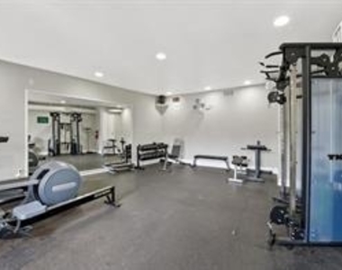 2100 Tanglewilde Street - Photo Thumbnail 15