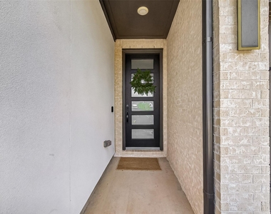 29746 Bur Creek Lane - Photo Thumbnail 4