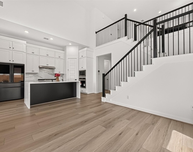 29746 Bur Creek Lane - Photo Thumbnail 9