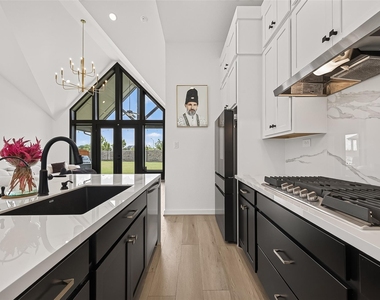 29746 Bur Creek Lane - Photo Thumbnail 16