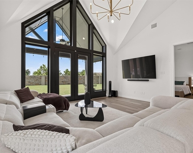 29746 Bur Creek Lane - Photo Thumbnail 13
