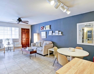 2507 Montrose Boulevard - Photo Thumbnail 8
