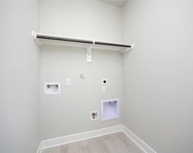 24130 Elkhorn Glen Lane - Photo Thumbnail 14