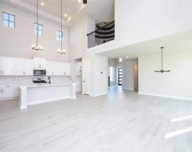 24130 Elkhorn Glen Lane - Photo Thumbnail 8