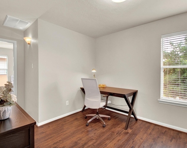 19103 Bressingham Drive - Photo Thumbnail 16
