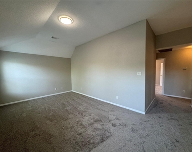 19543 Clevera Walk Lane - Photo Thumbnail 28