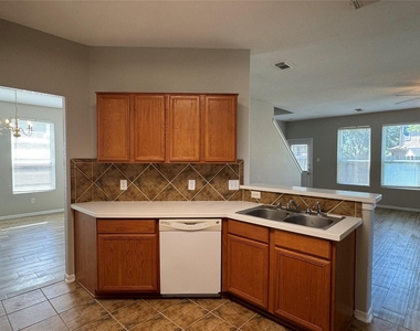 19543 Clevera Walk Lane - Photo Thumbnail 12
