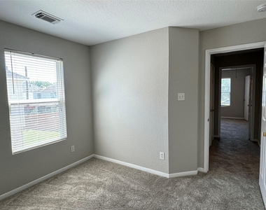 19543 Clevera Walk Lane - Photo Thumbnail 41