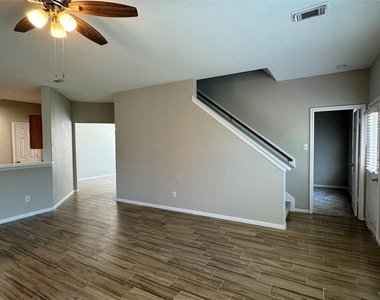 19543 Clevera Walk Lane - Photo Thumbnail 8