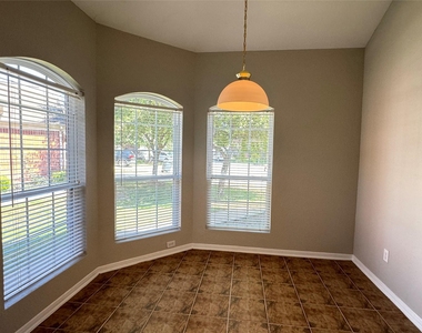 19543 Clevera Walk Lane - Photo Thumbnail 14