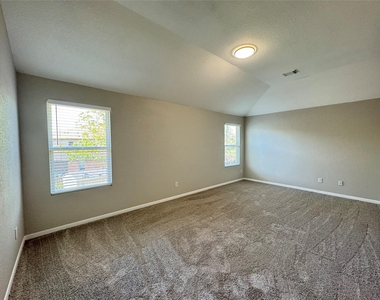 19543 Clevera Walk Lane - Photo Thumbnail 27