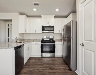 10410 Red Cardinal Drive - Photo Thumbnail 8