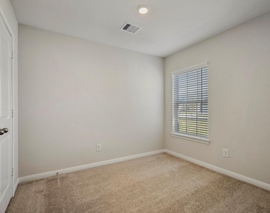10410 Red Cardinal Drive - Photo Thumbnail 15