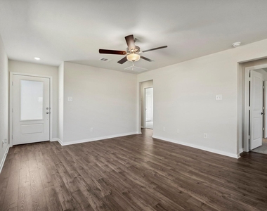10410 Red Cardinal Drive - Photo Thumbnail 3