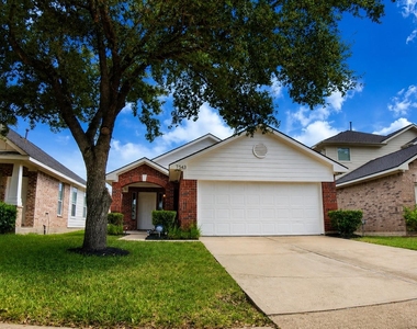 7543 Legacy Pines Drive - Photo Thumbnail 26