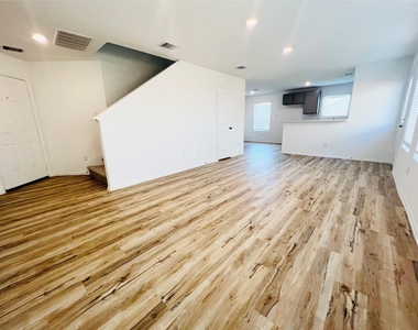 14507 Boyton Hollow Trace - Photo Thumbnail 3