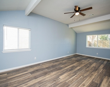 16419 N Bend Drive - Photo Thumbnail 18