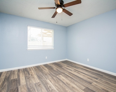 16419 N Bend Drive - Photo Thumbnail 25