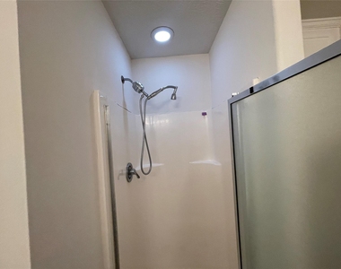 16216 Setting Sun Court - Photo Thumbnail 10