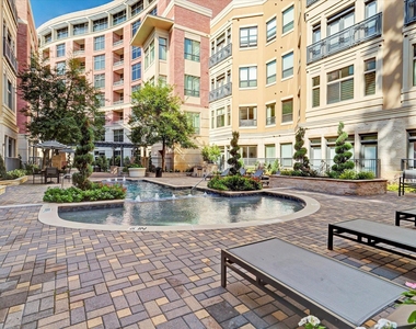 1901 Post Oak Boulevard - Photo Thumbnail 11