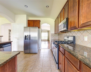 5115 Trevors Trace Lane - Photo Thumbnail 10
