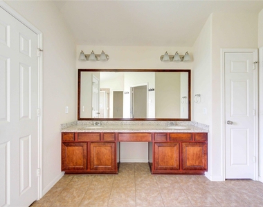5115 Trevors Trace Lane - Photo Thumbnail 15