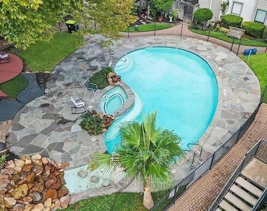 1100 Augusta Drive - Photo Thumbnail 18