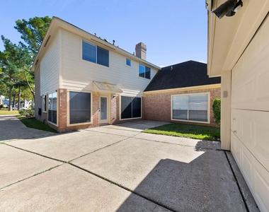 1414 Bluestone Drive - Photo Thumbnail 37