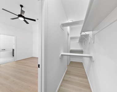1414 Bluestone Drive - Photo Thumbnail 28