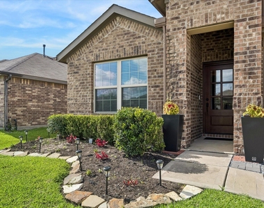 29523 Patricias Way - Photo Thumbnail 23
