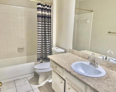 22527 Wildwood Grove Drive - Photo Thumbnail 12