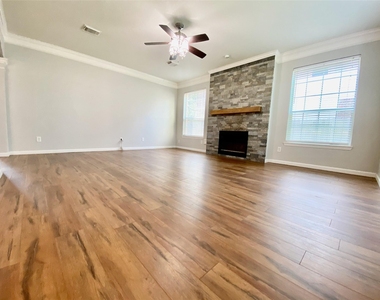6315 Holly Canyon Court - Photo Thumbnail 19