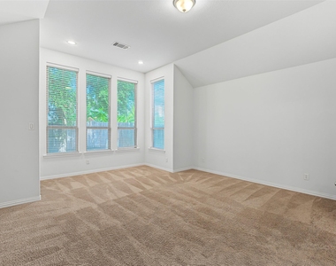 27215 Symphony Creek Lane - Photo Thumbnail 5
