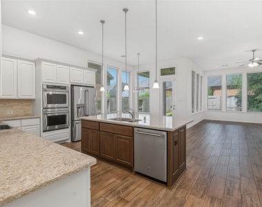 27215 Symphony Creek Lane - Photo Thumbnail 9