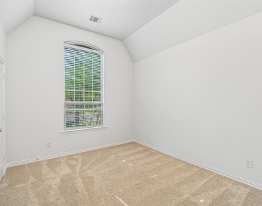 27215 Symphony Creek Lane - Photo Thumbnail 13