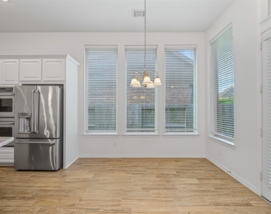 27215 Symphony Creek Lane - Photo Thumbnail 8
